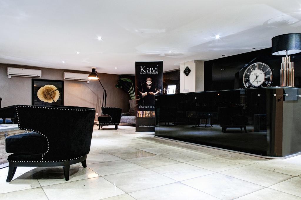 Oyo Clayton Lodge Newcastle-under-Lyme Esterno foto