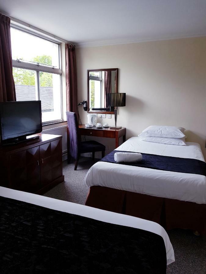 Oyo Clayton Lodge Newcastle-under-Lyme Esterno foto